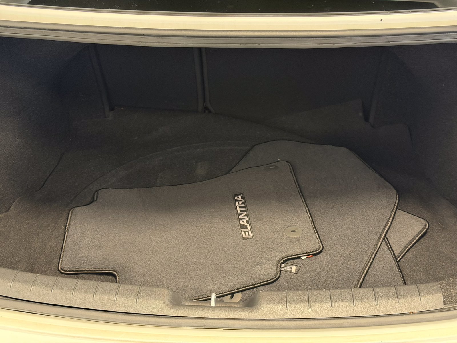 Used 2019 Hyundai Elantra Value Edition FWD image 25