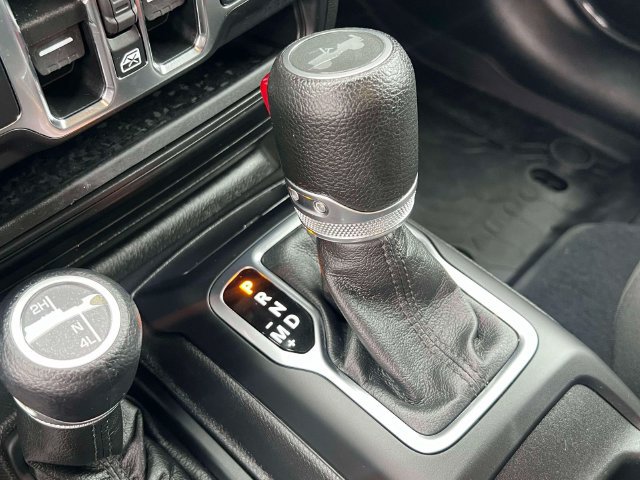 Used 2022 Jeep Wrangler Unlimited Sport AWD/4WD image 14