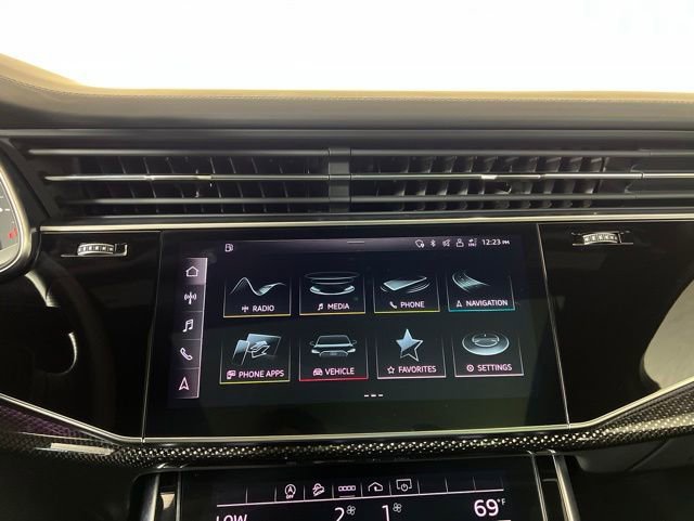 Used 2022 Audi SQ7 Premium Plus w/ SQ7 Executive Package AWD/4WD image 22
