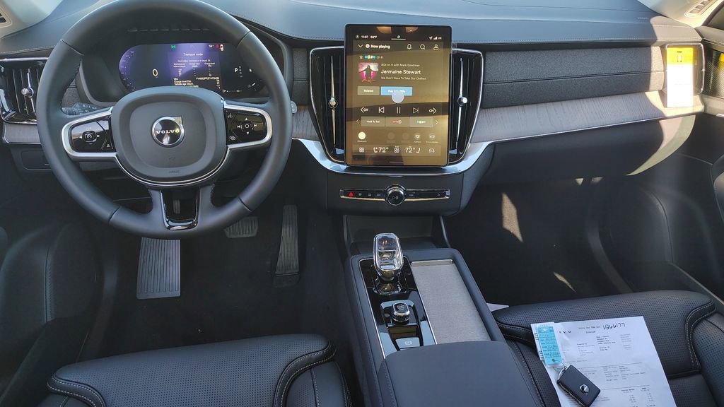 New 2026 Volvo XC90 B6 Ultra image 12