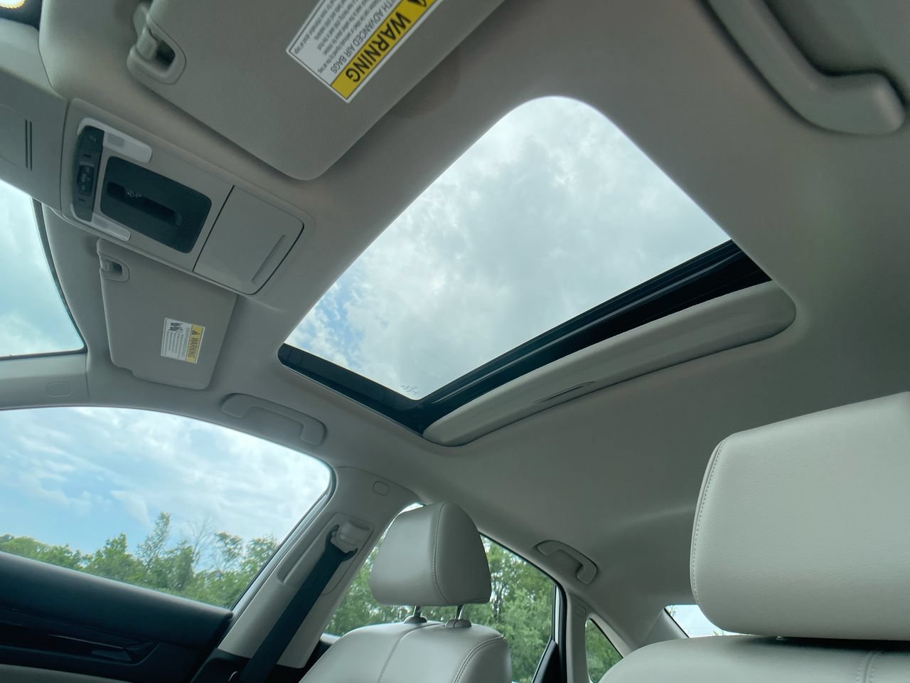 Used 2022 Honda Civic Touring image 23