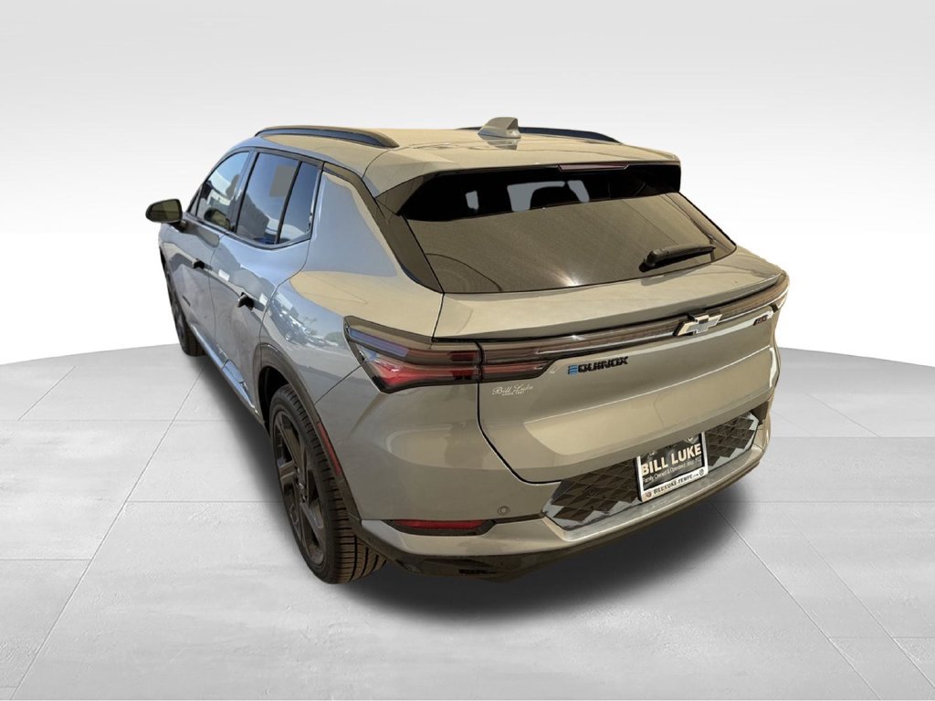 Used 2024 Chevrolet Equinox EV RS FWD image 11