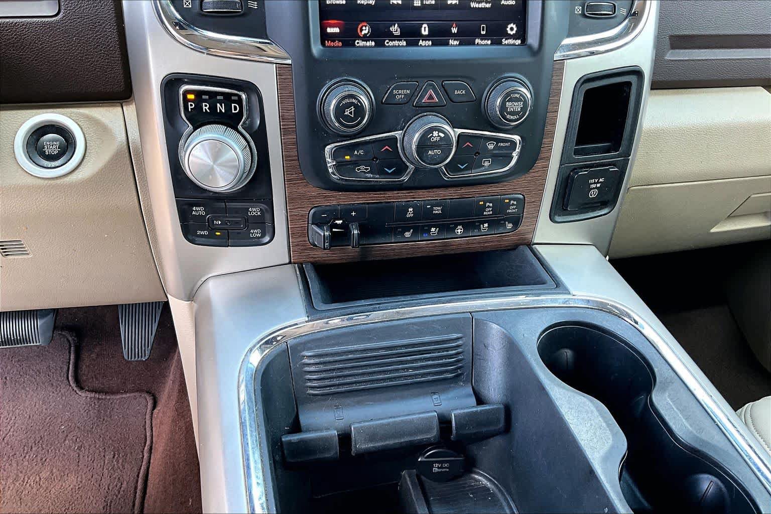 Used 2018 RAM 1500 Laramie w/ Convenience Group AWD/4WD image 33