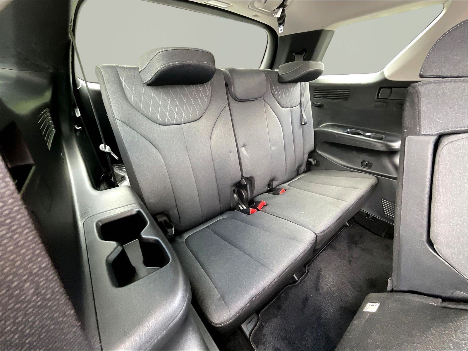 Used 2022 Hyundai Palisade SE FWD image 26