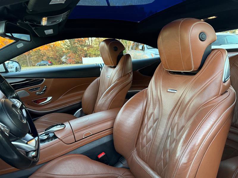Used 2016 Mercedes-Benz S 63 AMG 4MATIC Coupe image 21