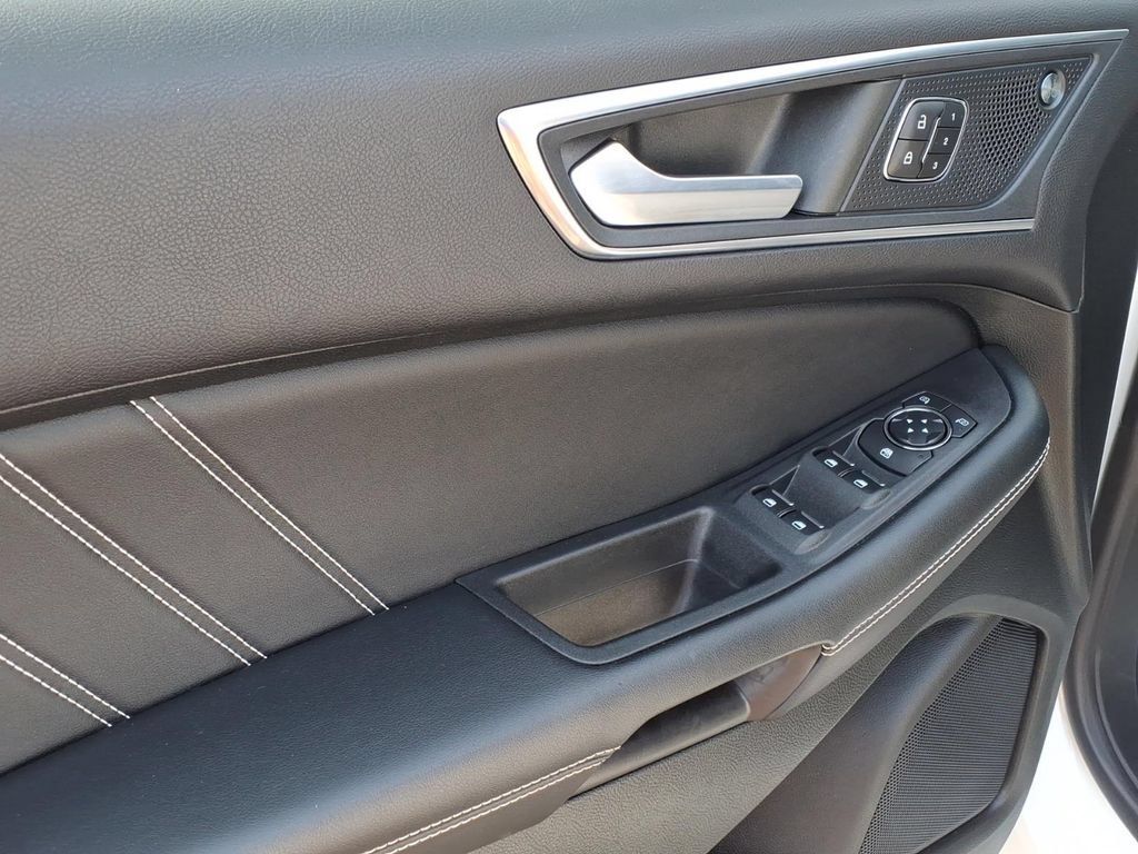 Certified 2022 Ford Edge ST AWD/4WD image 5