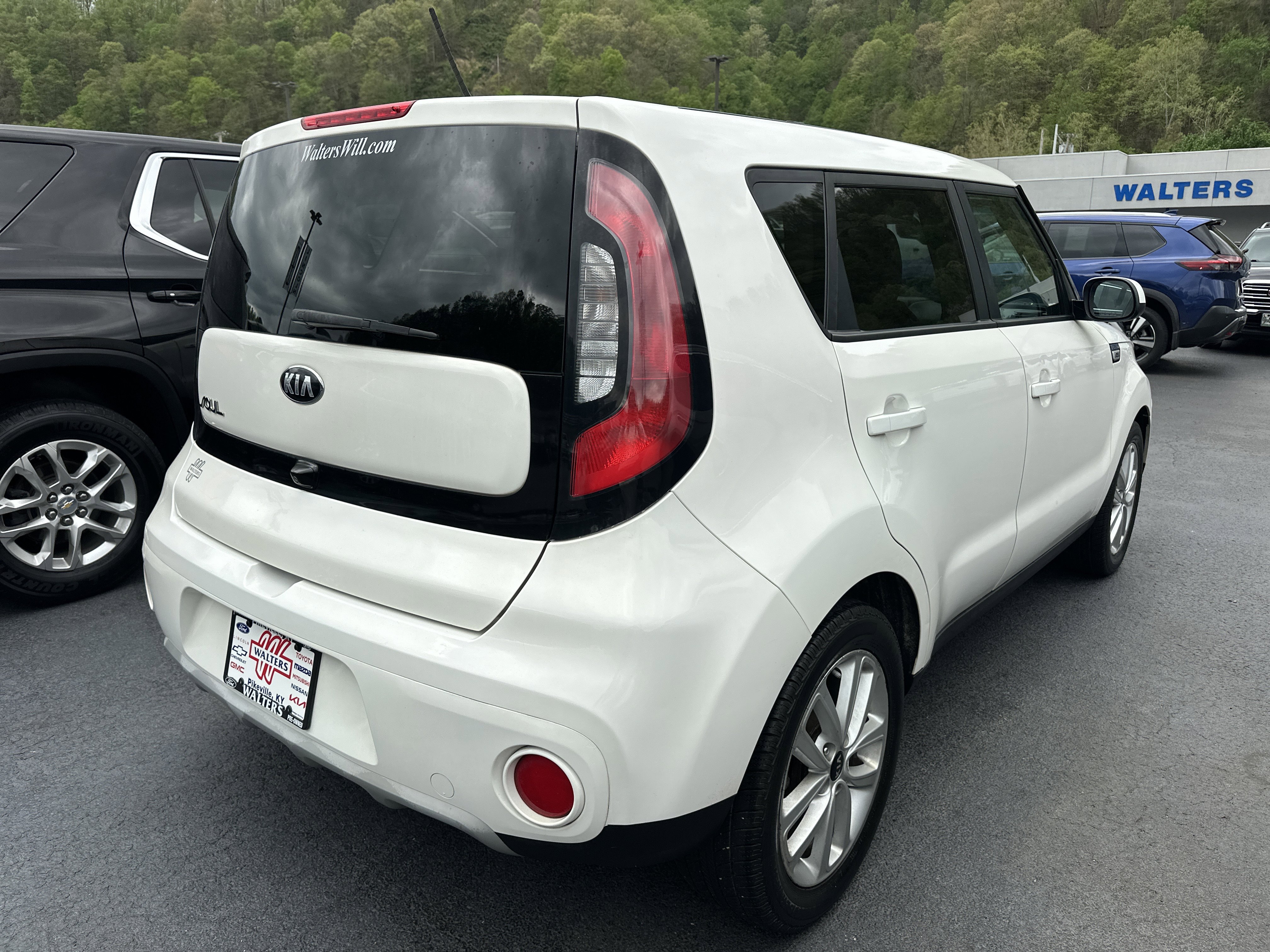 Used 2019 Kia Soul + FWD image 2