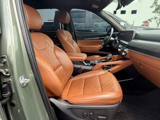 Used 2025 Kia Telluride SX Prestige X-Pro AWD/4WD image 14