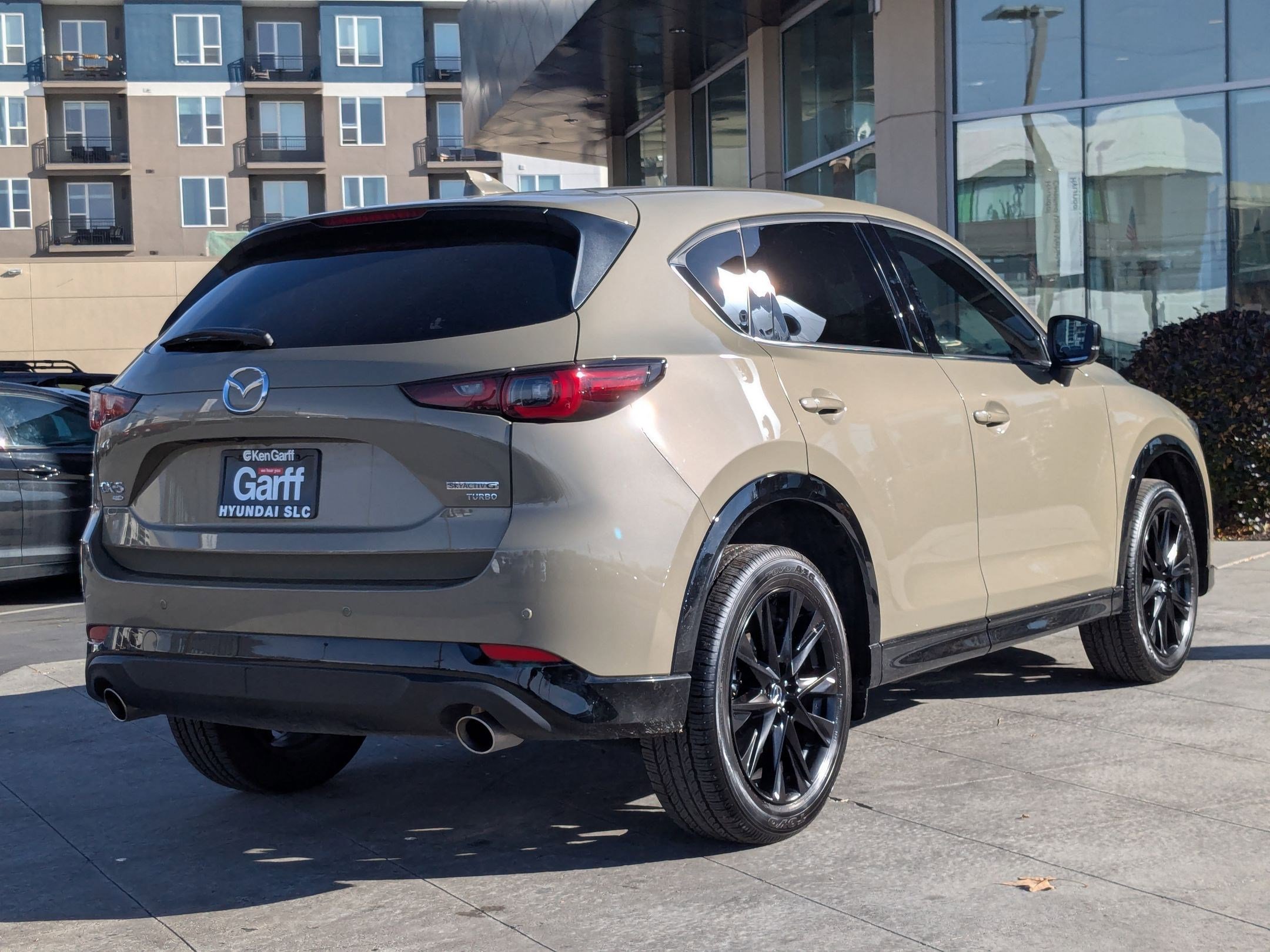 Used 2025 MAZDA CX-5 Carbon Edition image 5