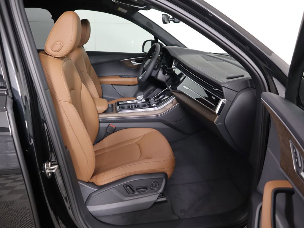 Used 2026 Audi Q7 3.0T Premium Plus w/ Premium Plus Package image 23