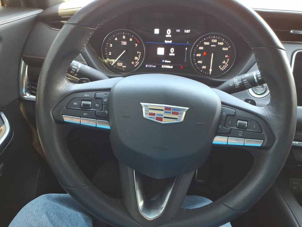 Used 2022 Cadillac XT4 Sport w/ LPO, ONYX Package FWD image 24