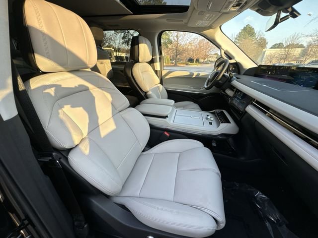 New 2026 Lincoln Navigator L Reserve image 27