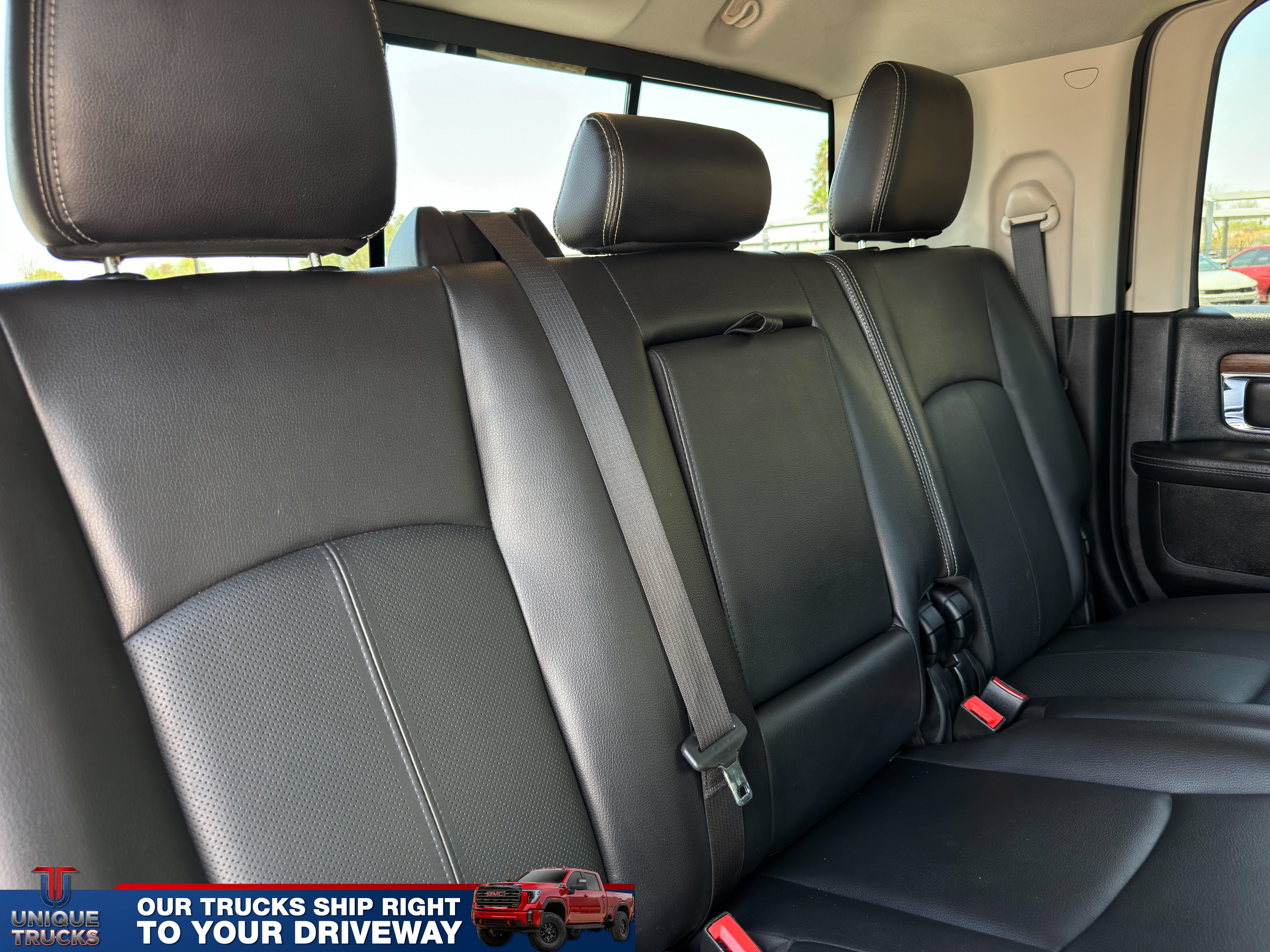 Used 2018 RAM 3500 Laramie w/ Cold Weather Group AWD/4WD image 33