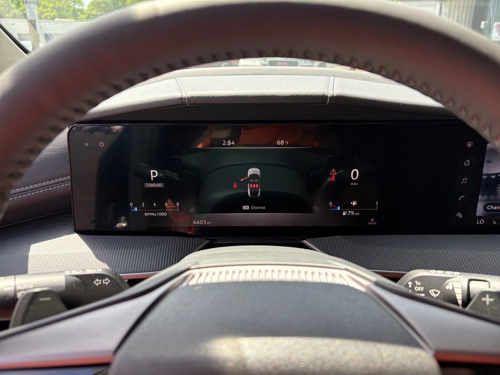 Used 2025 Nissan Murano SV AWD/4WD image 16