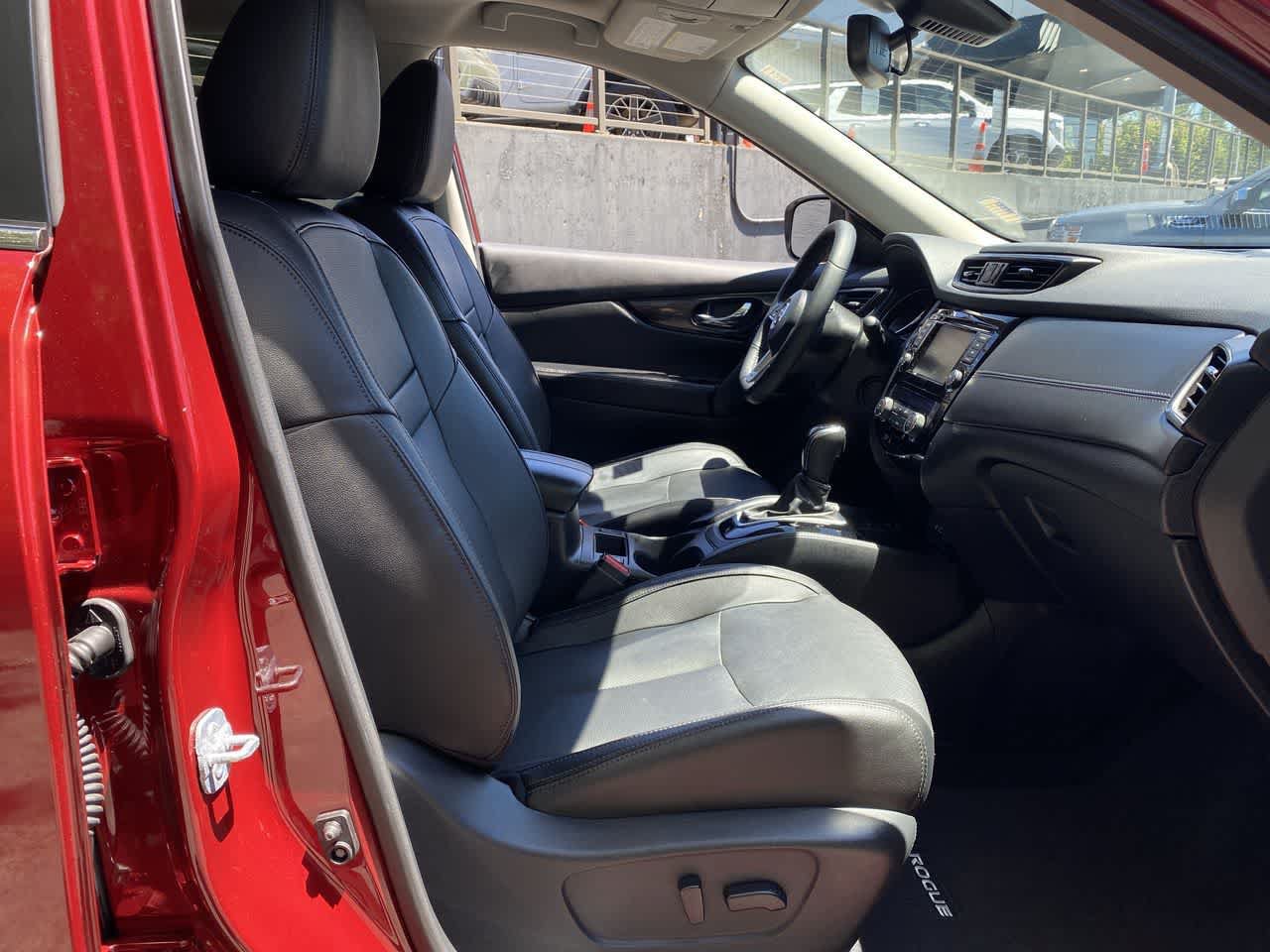 Used 2019 Nissan Rogue SL w/ Premium Package AWD/4WD image 20