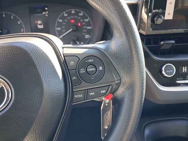 Certified 2025 Toyota Corolla LE image 15