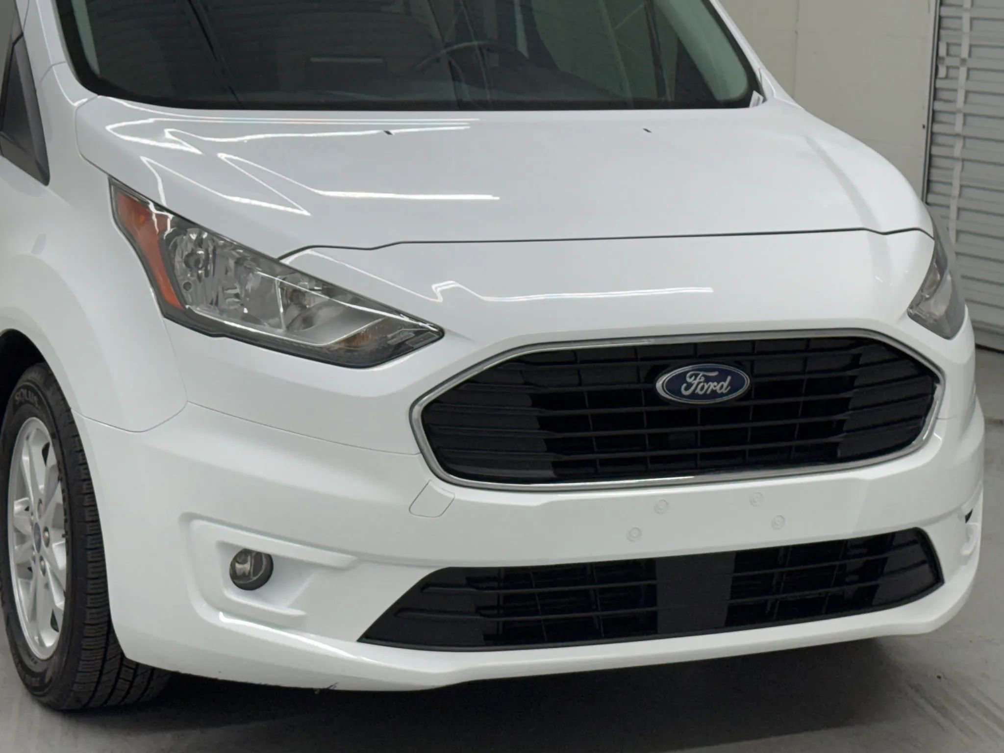 Used 2023 Ford Transit Connect XLT image 38