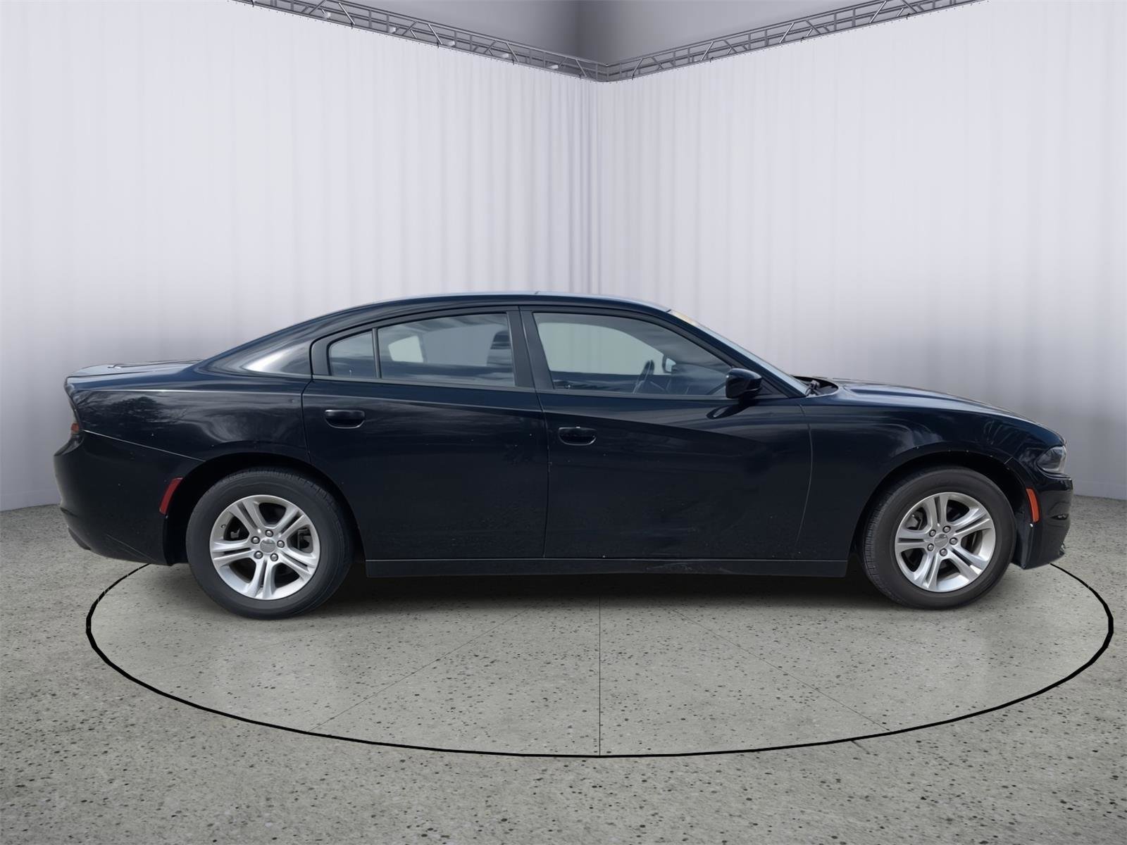 Used 2022 Dodge Charger SXT image 8