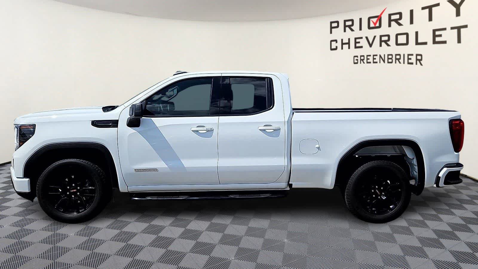 Used 2023 GMC Sierra 1500 Elevation RWD image 5