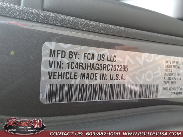 Used 2024 Jeep Grand Cherokee Laredo X AWD/4WD image 37