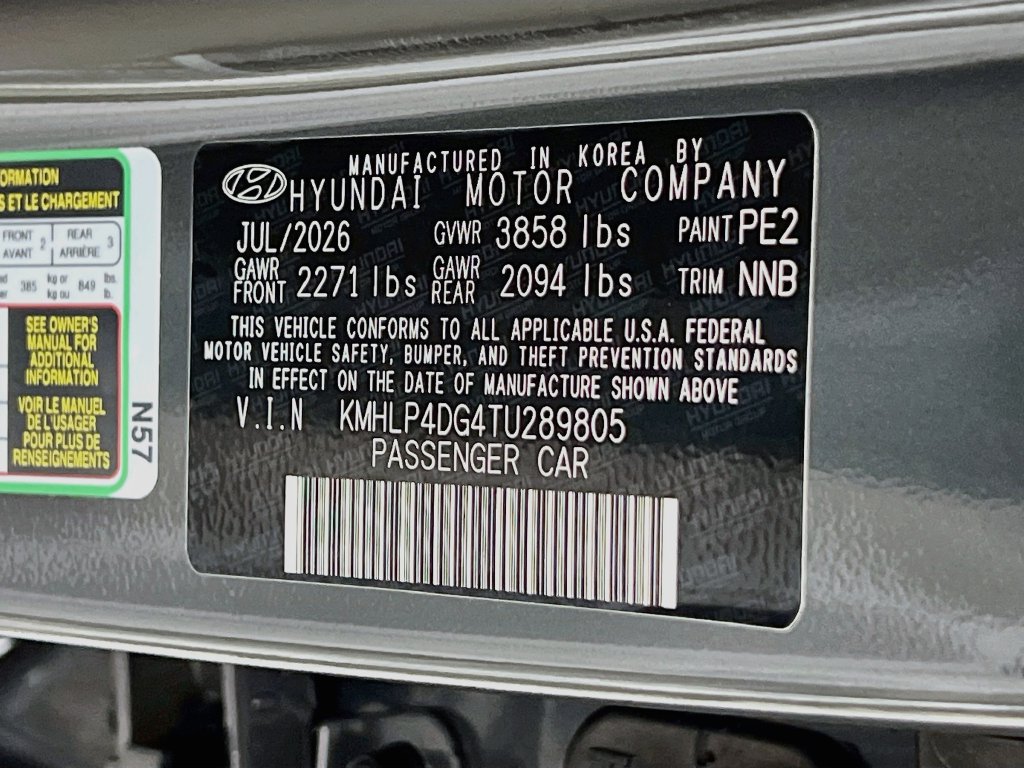 New 2026 Hyundai Elantra Limited FWD image 27