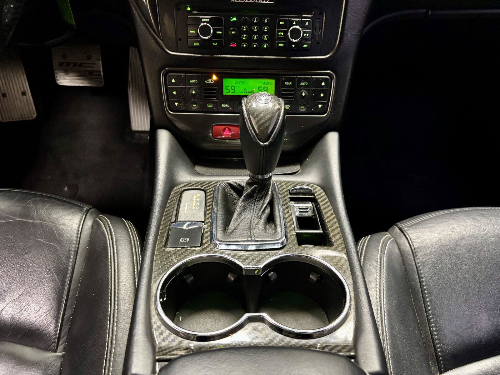 Used 2015 Maserati GranTurismo Sport RWD image 18