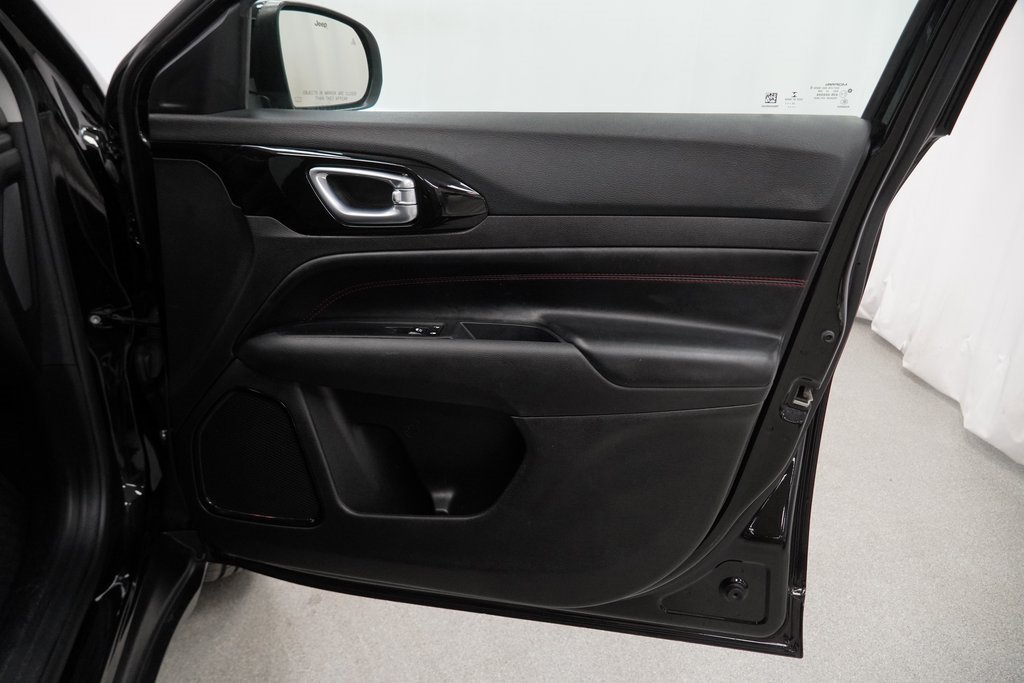 Certified 2022 Jeep Compass Trailhawk w/ Trailhawk Elite Group image 48