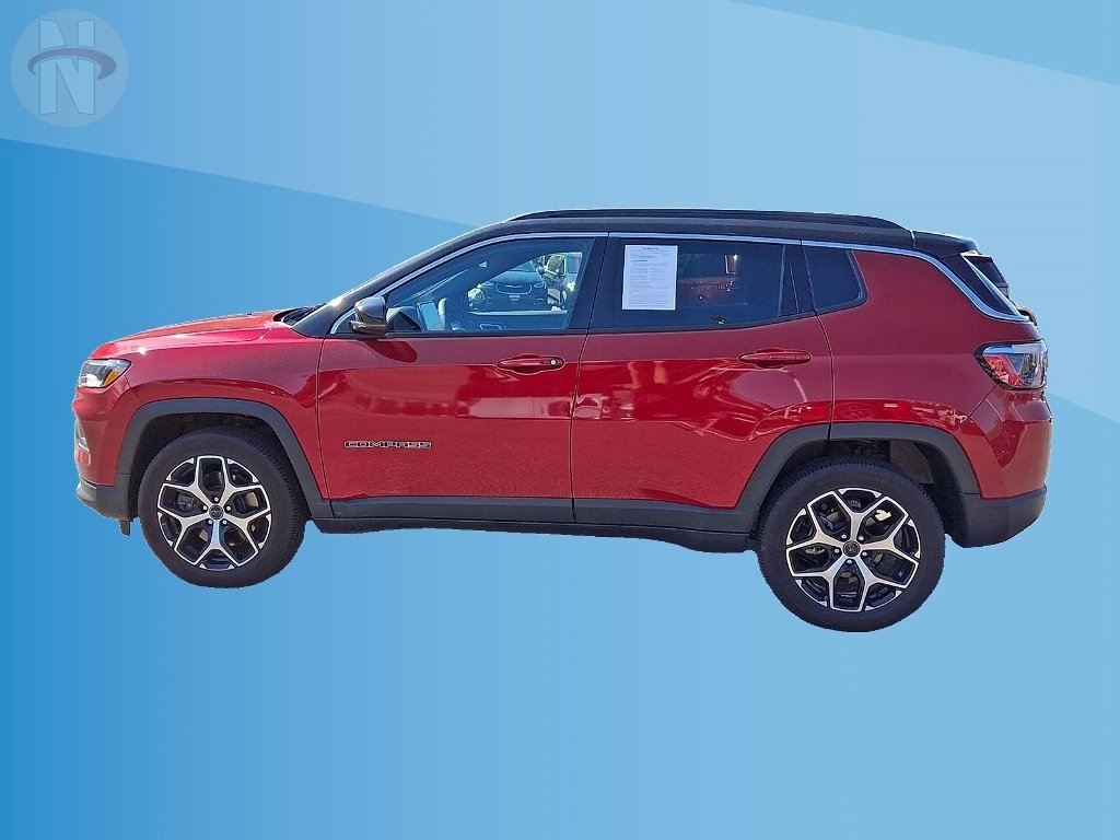 Used 2025 Jeep Compass Limited AWD/4WD image 5
