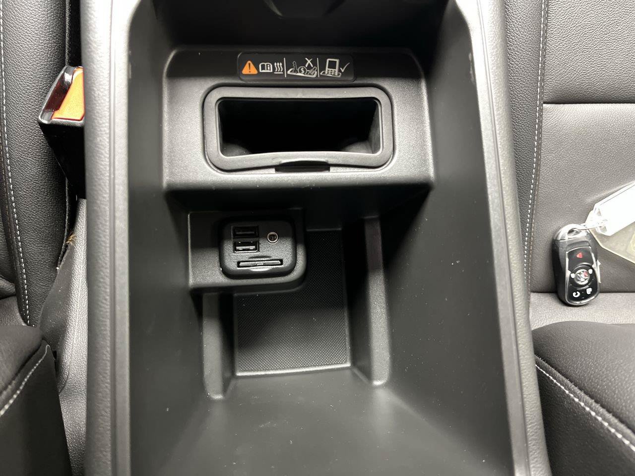 Certified 2020 Buick Regal Essence FWD image 27