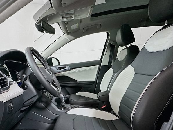 New 2026 Volkswagen Taos SEL AWD/4WD image 12