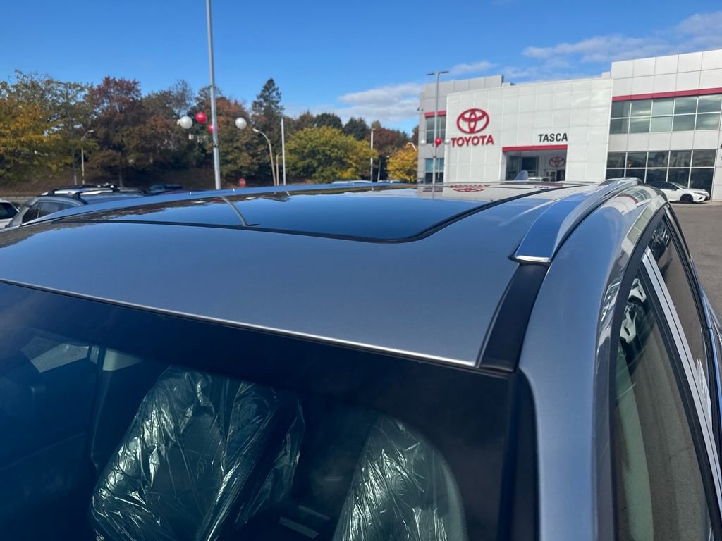 New 2026 Toyota Grand Highlander XLE image 16