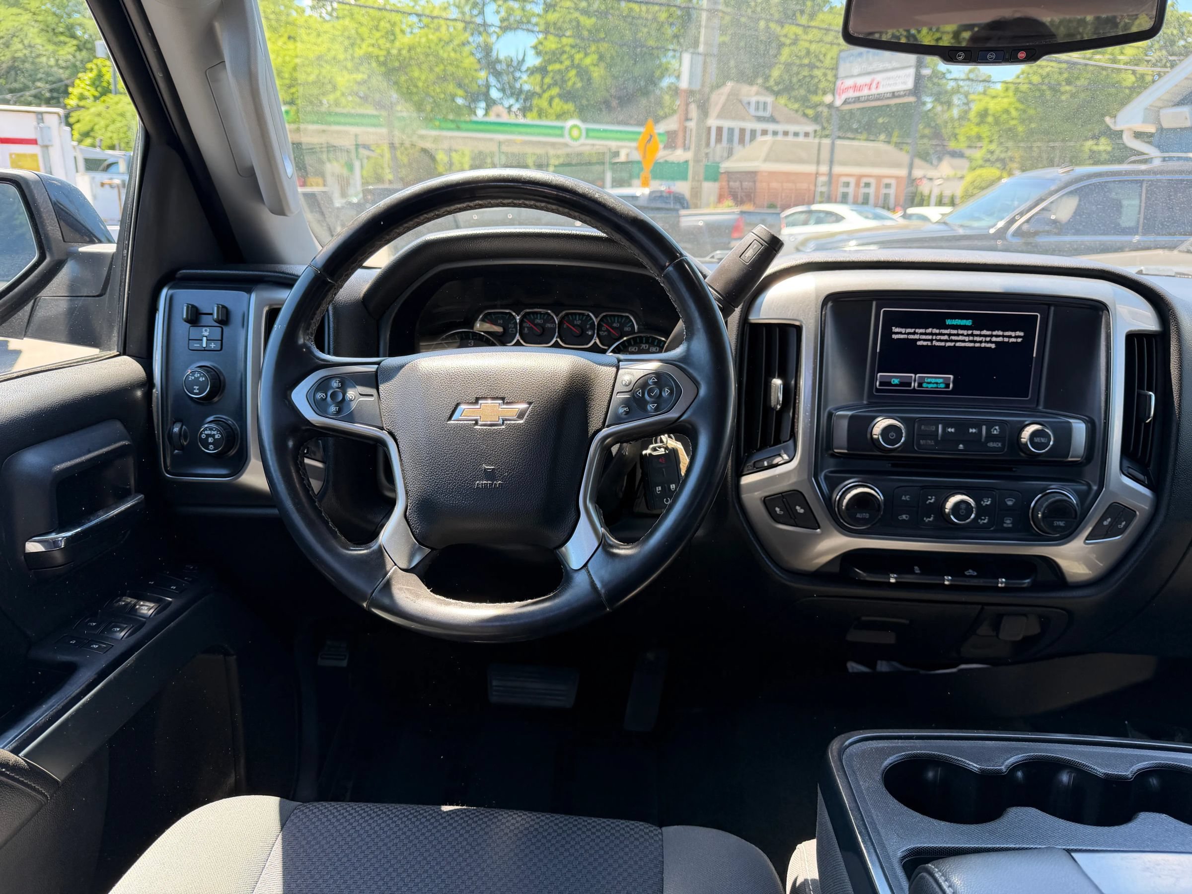 Used 2015 Chevrolet Silverado 2500 LT w/ LT Convenience Package AWD/4WD image 11