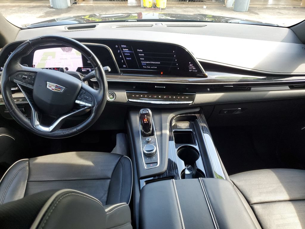 Used 2023 Cadillac Escalade Sport w/ LPO, Floor Liner Package AWD/4WD image 12