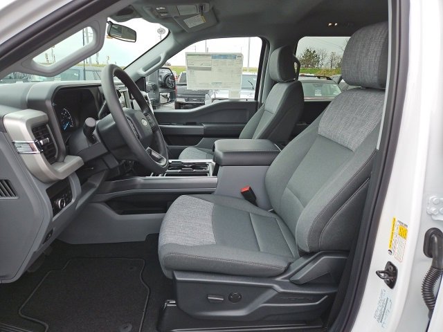 New 2025 Ford F350 XLT image 14