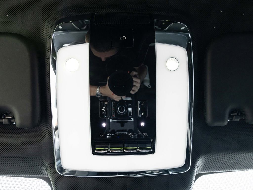 Certified 2021 Rolls-Royce Cullinan AWD/4WD image 46