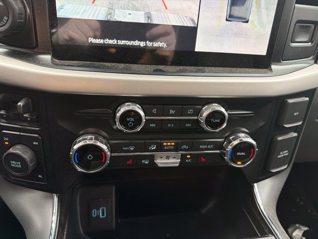 Used 2022 Ford F150 XLT w/ Equipment Group 302A High AWD/4WD image 18