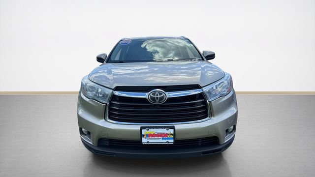 Used 2014 Toyota Highlander Limited Platinum AWD/4WD image 2