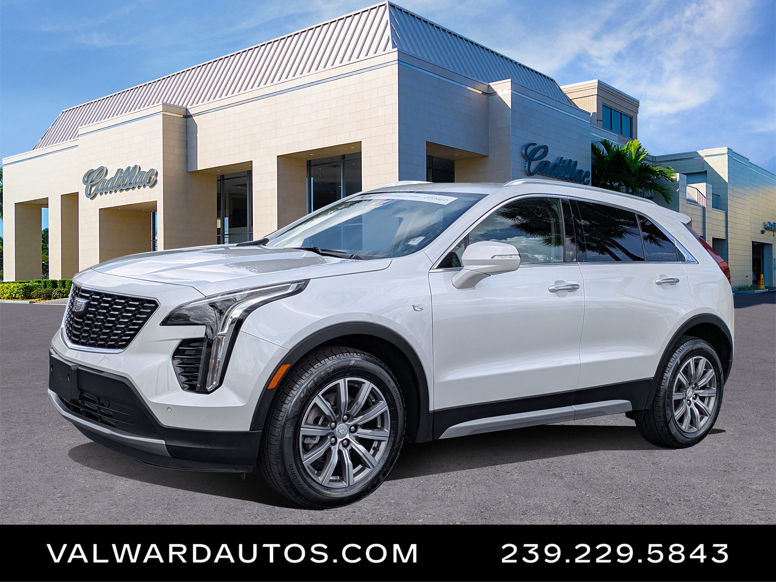 Used 2023 Cadillac XT4 Premium Luxury w/ LPO, Onyx Lite Package AWD/4WD video 1