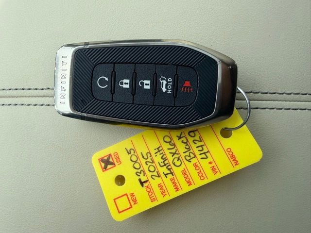 Used 2025 INFINITI QX60 Sensory image 41