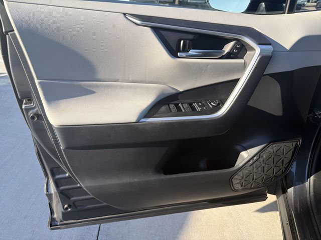 Certified 2023 Toyota RAV4 XLE Premium AWD/4WD image 9