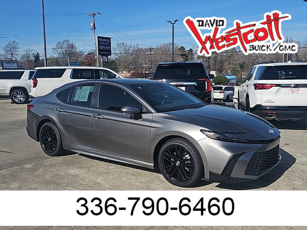 Used 2025 Toyota Camry SE