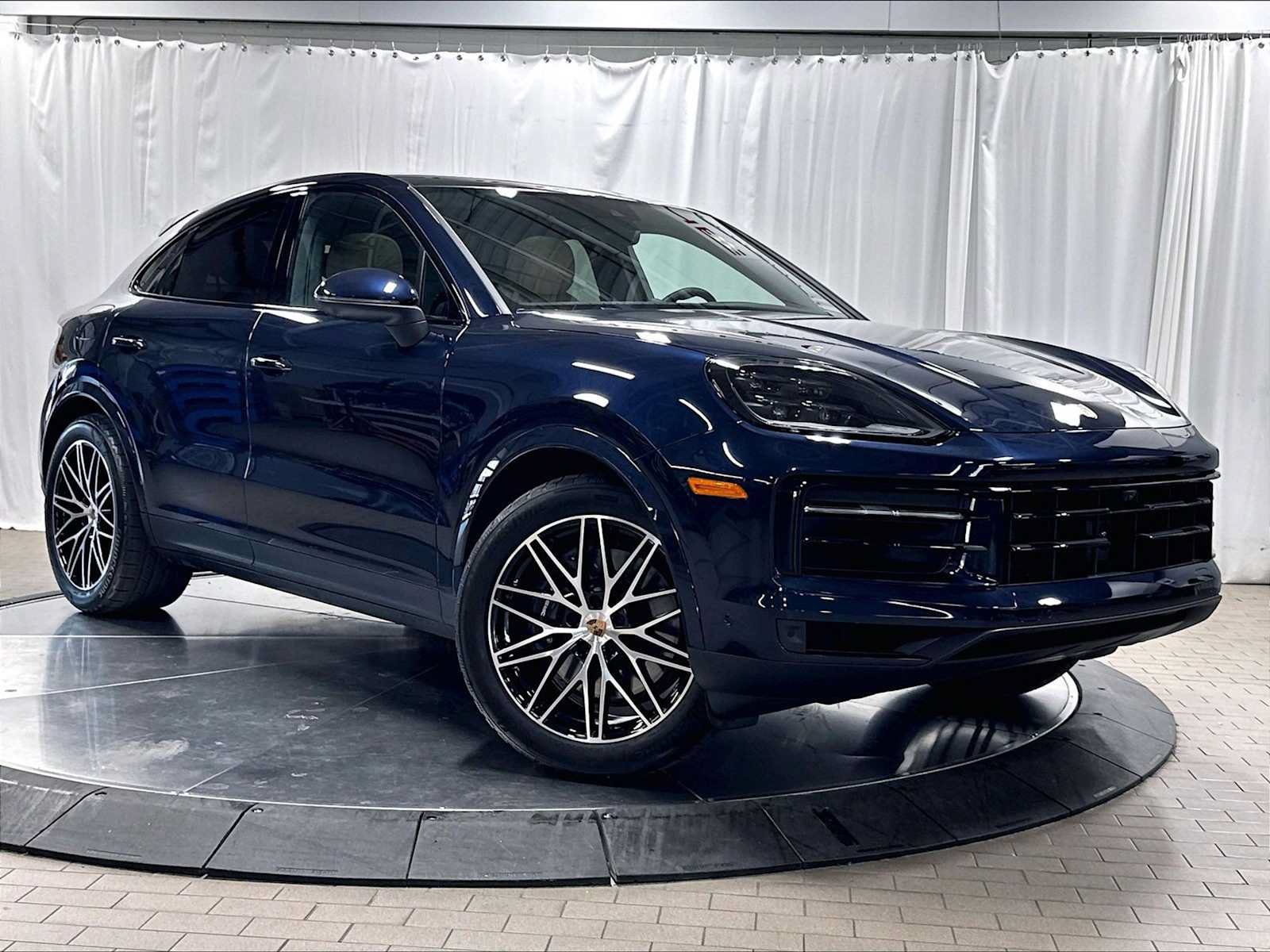 Used 2026 Porsche Cayenne Coupe AWD/4WD image 11