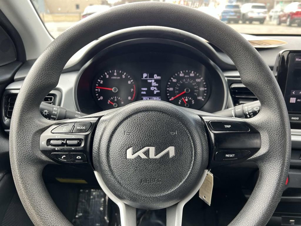 Used 2022 Kia Rio LX FWD image 16