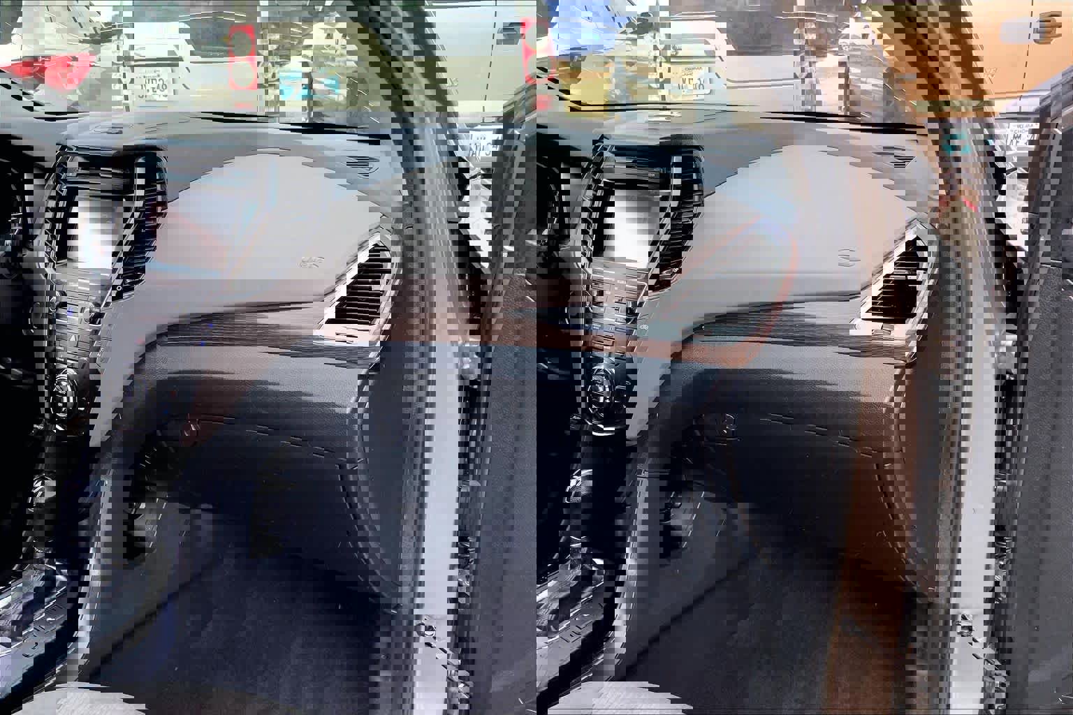 Used 2018 Hyundai Santa Fe Sport w/ 2.4L Value Package 02 image 17