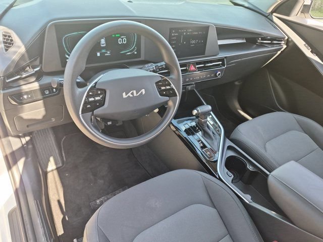 Used 2025 Kia Niro LX FWD image 15