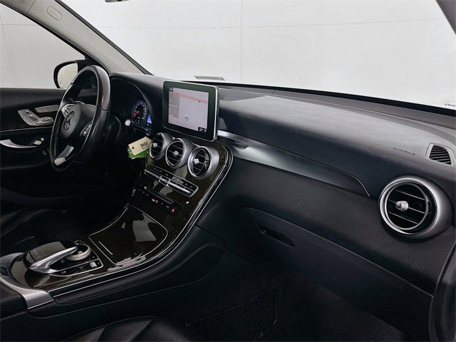 Used 2016 Mercedes-Benz GLC 300 4MATIC w/ Multimedia Package image 30