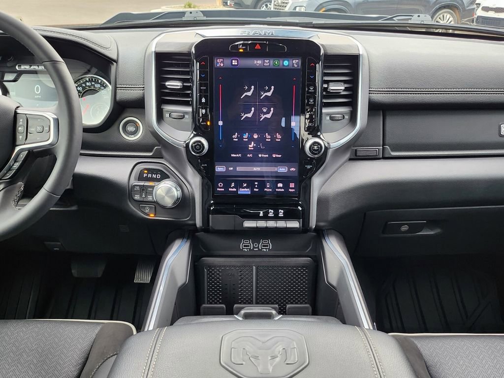 Used 2025 RAM 1500 Laramie w/ Sport Appearance Package AWD/4WD image 18