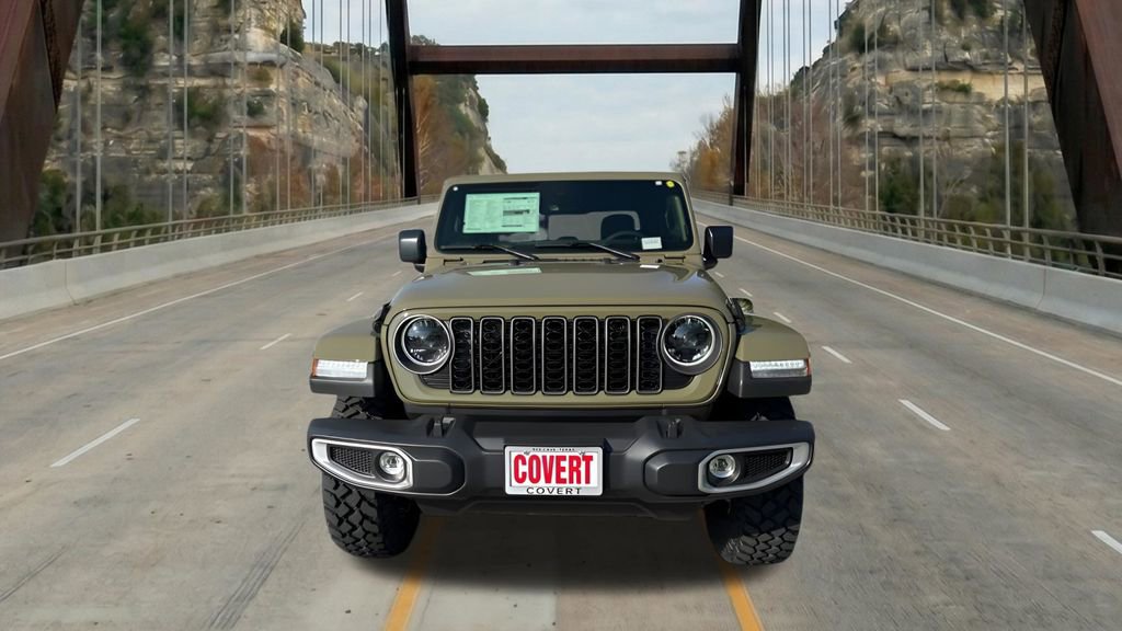 New 2025 Jeep Gladiator Sport AWD/4WD image 2