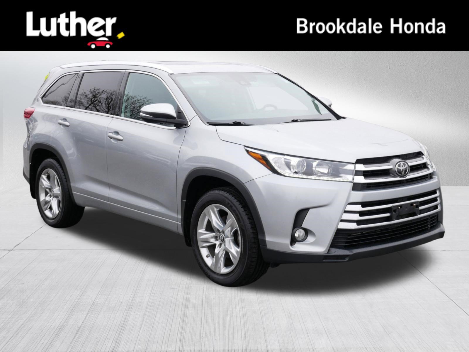 Used 2018 Toyota Highlander Limited image 1
