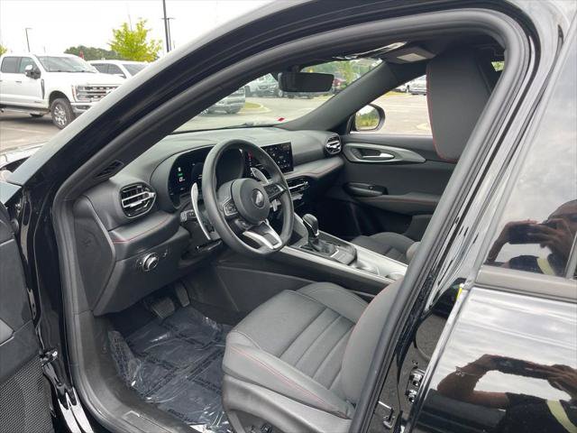 Certified 2025 Dodge Hornet R/T w/ Tech Pack AWD/4WD image 35